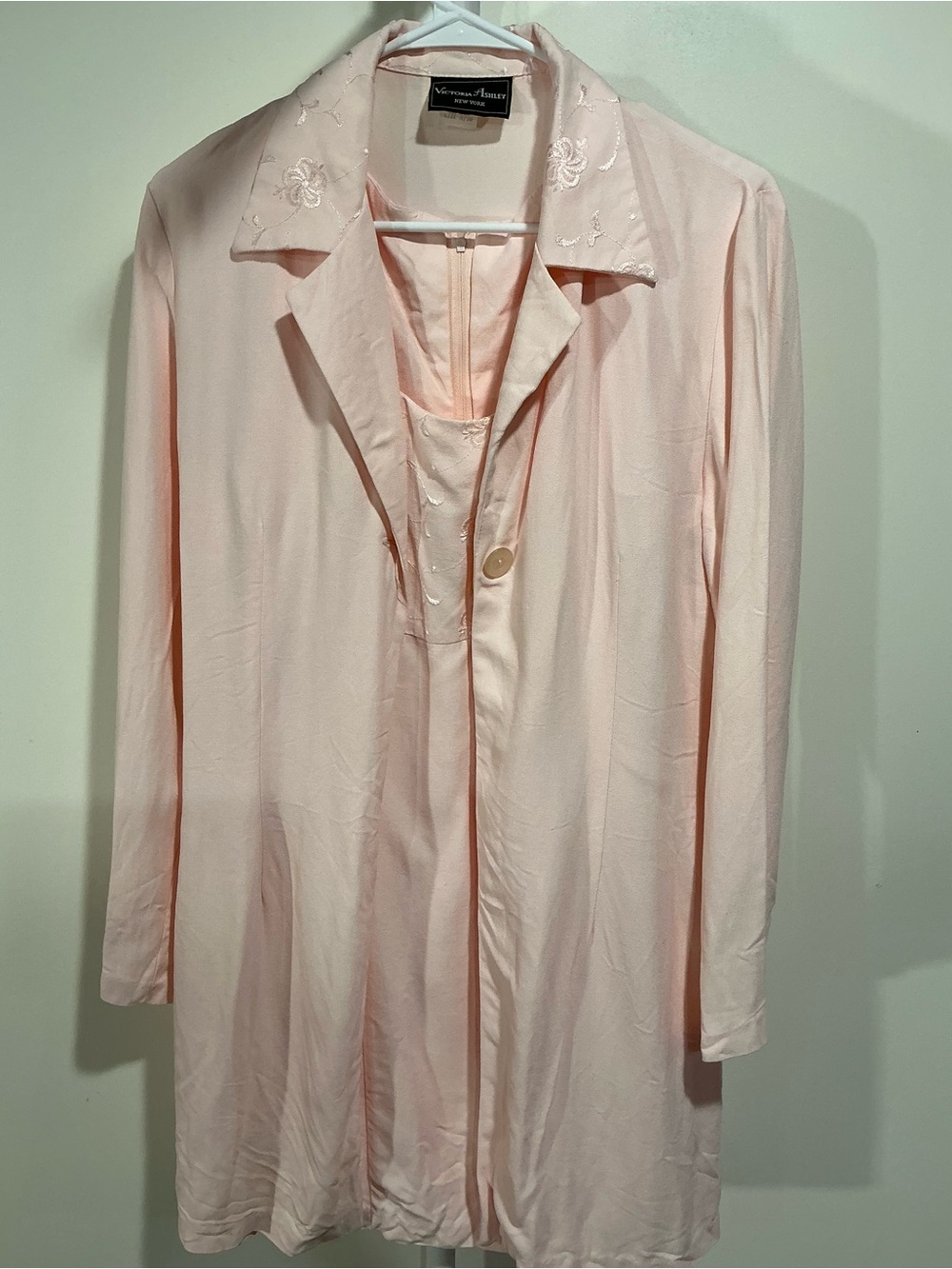 Vintage-Inspired Blush Pink Embroidered Collar Suit Dress -2Pieces